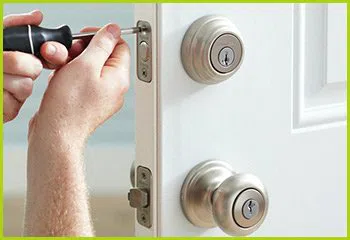 Expert Locksmith Services Frederick, CO 303-928-2661 - 13-new-locks-installation